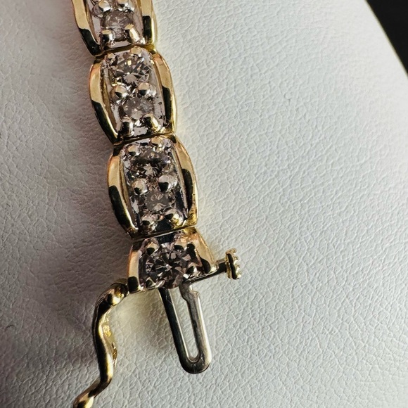10K Yellow Gold Diamonds Bracelet Double Row - Picture 6 of 6